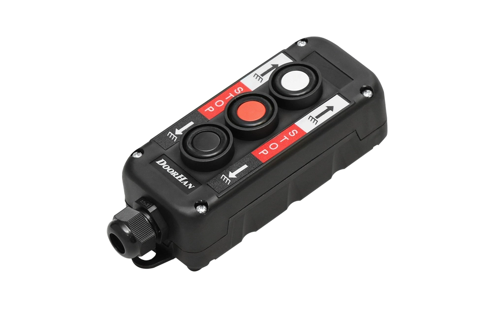 Трехпозиционный пост управления серии button3 (кнопка3к) для открывания/закрывания ворот, устанавливается стационарно.