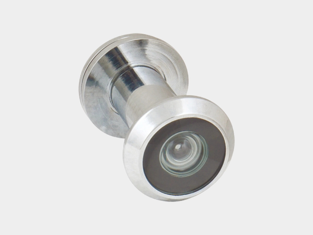 Глазок с обзором 180°.